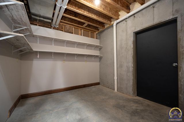 7630 SE Berryton RD, Berryton, KS 66409