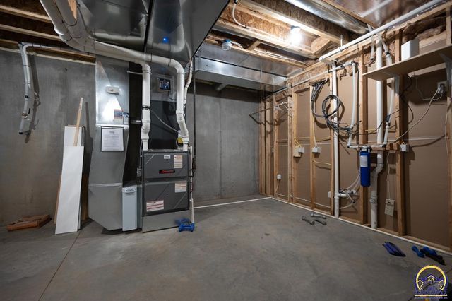 7630 SE Berryton RD, Berryton, KS 66409