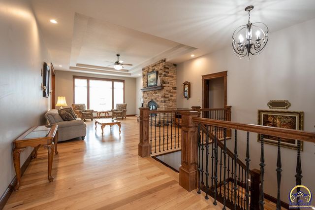 7630 SE Berryton RD, Berryton, KS 66409