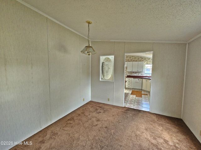 608 Old Whiteville Road, Lumberton, NC 28358