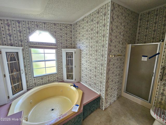 608 Old Whiteville Road, Lumberton, NC 28358