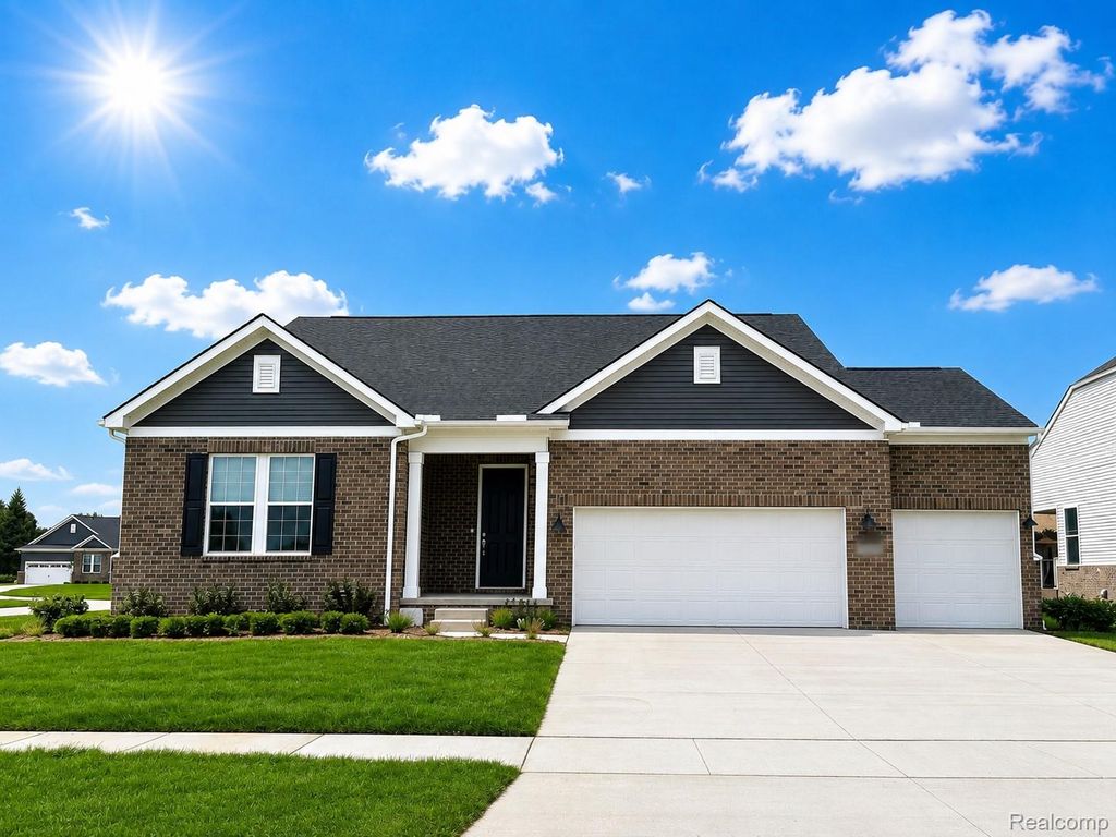 20852 Brickway Drive, Macomb Township, MI 48044