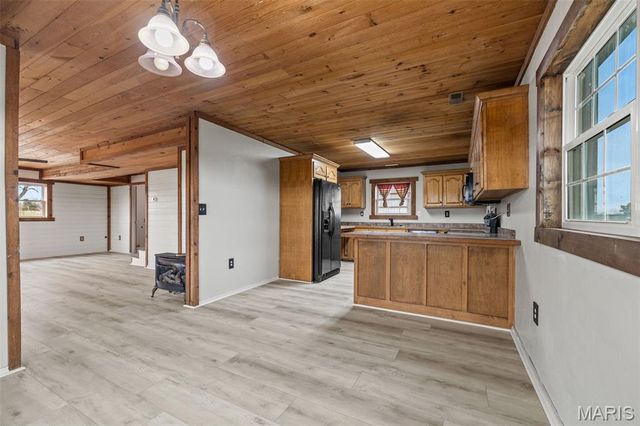 20560 Normandy Drive, Lebanon, MO 65536