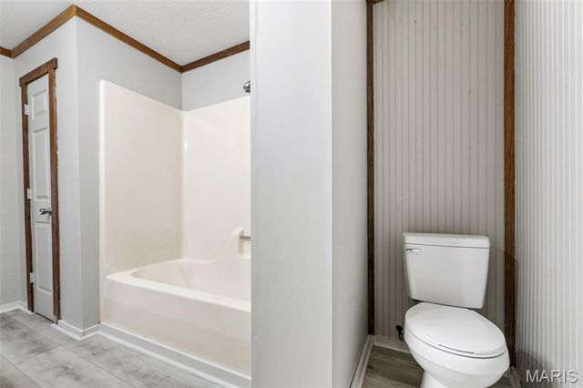 20560 Normandy Drive, Lebanon, MO 65536