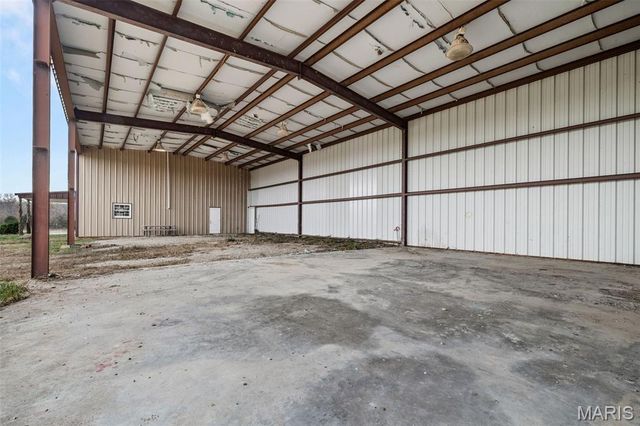 20560 Normandy Drive, Lebanon, MO 65536