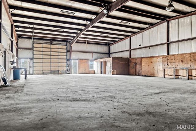 20560 Normandy Drive, Lebanon, MO 65536