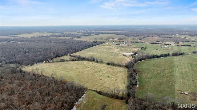 20560 Normandy Drive, Lebanon, MO 65536