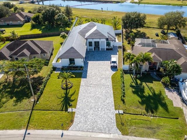 337 SW Kestor Drive, Port St. Lucie, Port St Lucie, FL 34953