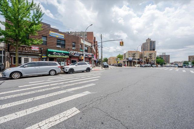 2530 Boston Road, Bronx, NY 10467