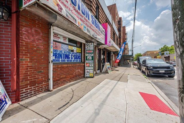 2530 Boston Road, Bronx, NY 10467