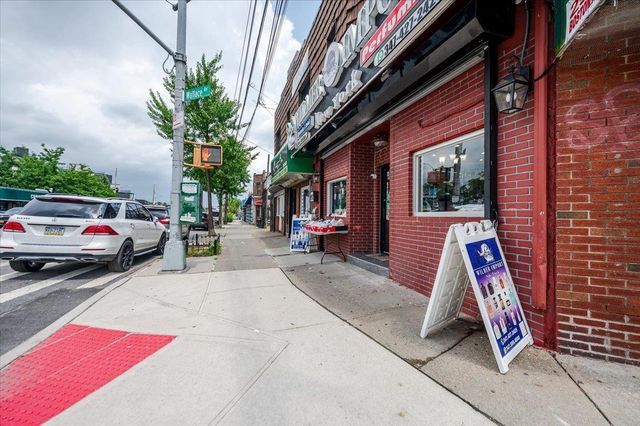 2530 Boston Road, Bronx, NY 10467