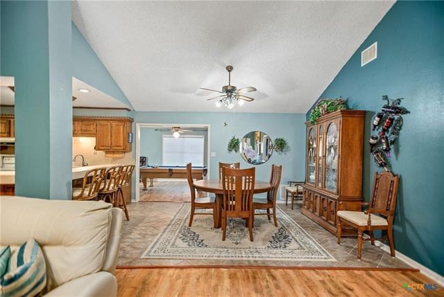 540 Royal Road, Port Lavaca, TX 77979