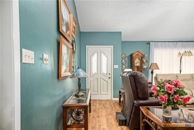 540 Royal Road, Port Lavaca, TX 77979