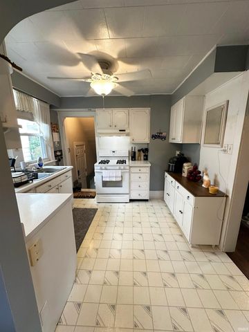 301 E Eckman Street, South Bend, IN 46614