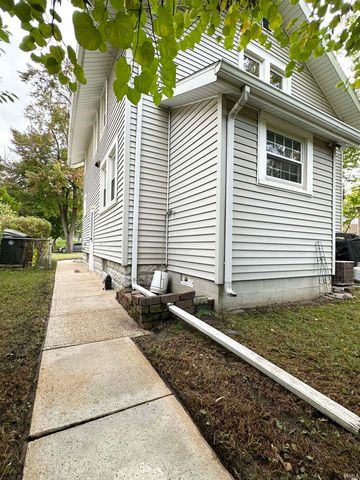301 E Eckman Street, South Bend, IN 46614