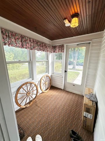 301 E Eckman Street, South Bend, IN 46614