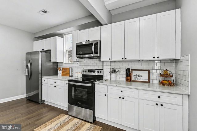 2923 SILVER HILL, Baltimore, MD 21207