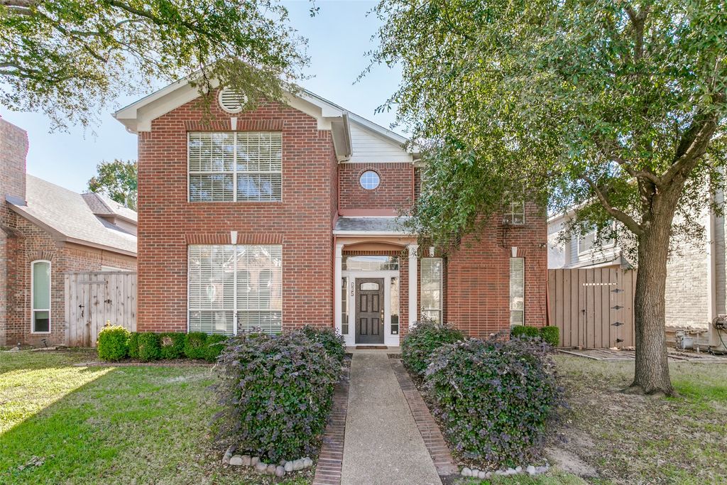 635 Burning Tree Lane, Coppell, TX 75019