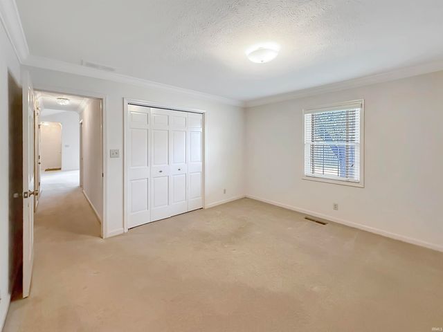 213 Thompson Avenue, Evansville, IN 47715