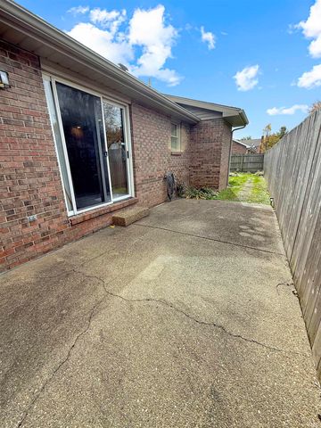 213 Thompson Avenue, Evansville, IN 47715