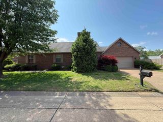 213 Thompson Avenue, Evansville, IN 47715