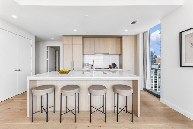 44 East Ave 1407, Austin, TX 78701