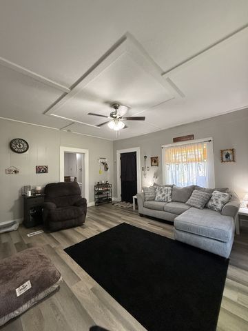 2 Hardin Loop, Westpoint, TN 38486