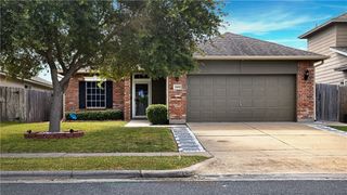 2606 Las Brisas St, Corpus Christi, TX 78414