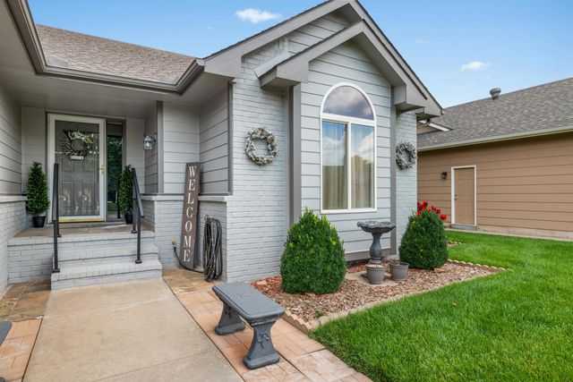 3202 N Wild Rose, Wichita, KS 67205