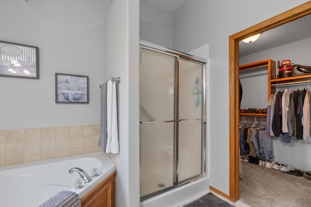 3202 N Wild Rose, Wichita, KS 67205