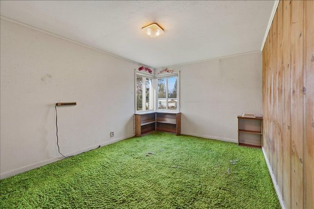 10044 West Dr, Grass Valley, CA 95945