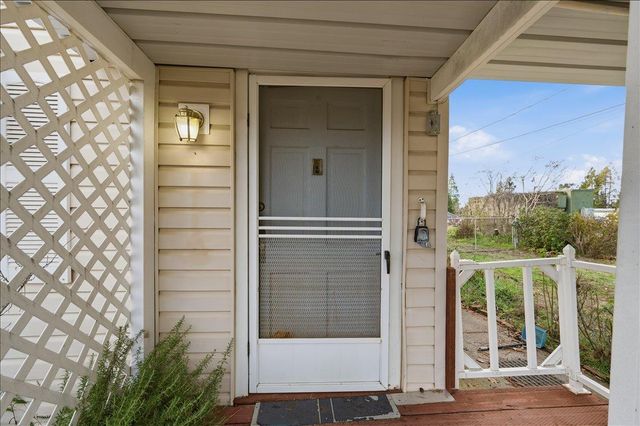 10044 West Dr, Grass Valley, CA 95945