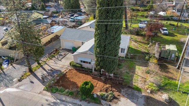 10044 West Dr, Grass Valley, CA 95945