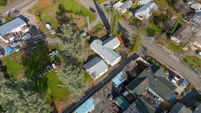 10044 West Dr, Grass Valley, CA 95945