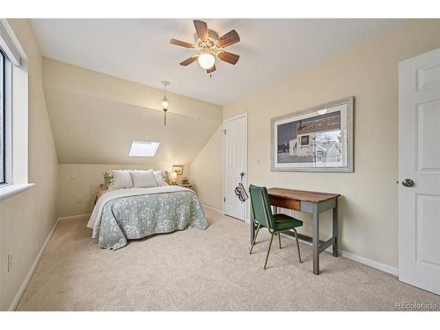 8079 Meadowdale Sq, Niwot, CO 80503