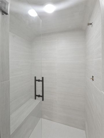 190 Dawns Edge Drive, Conroe, TX 77356