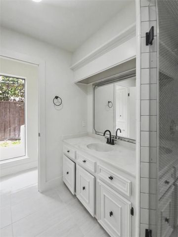 190 Dawns Edge Drive, Conroe, TX 77356