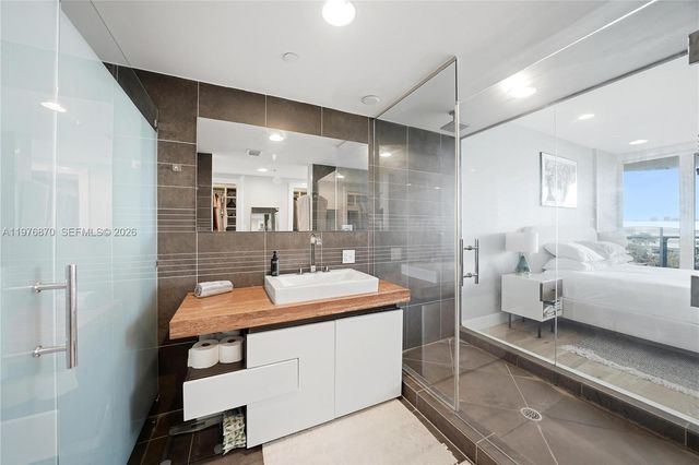 2155 Washington Ct 507, Miami Beach, FL 33139