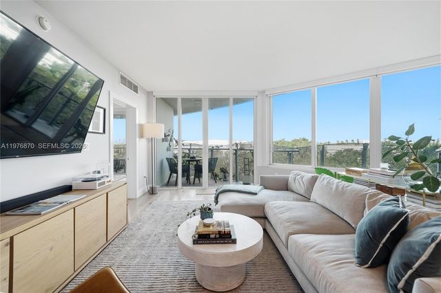 2155 Washington Ct 507, Miami Beach, FL 33139