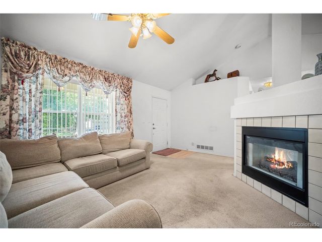2871 Elaine Dr, Broomfield, CO 80020