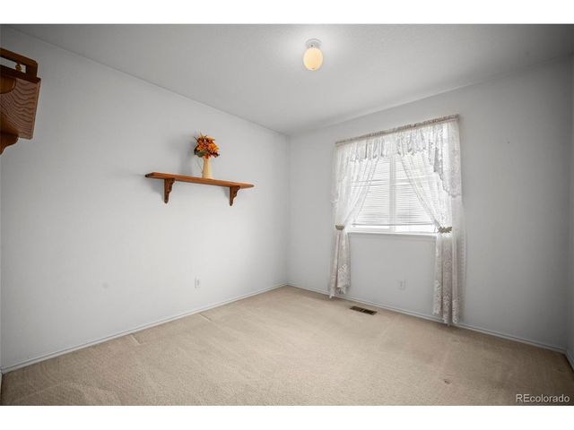 2871 Elaine Dr, Broomfield, CO 80020