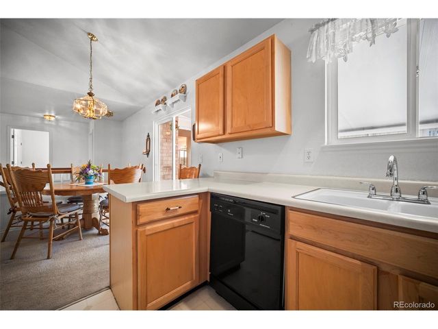 2871 Elaine Dr, Broomfield, CO 80020