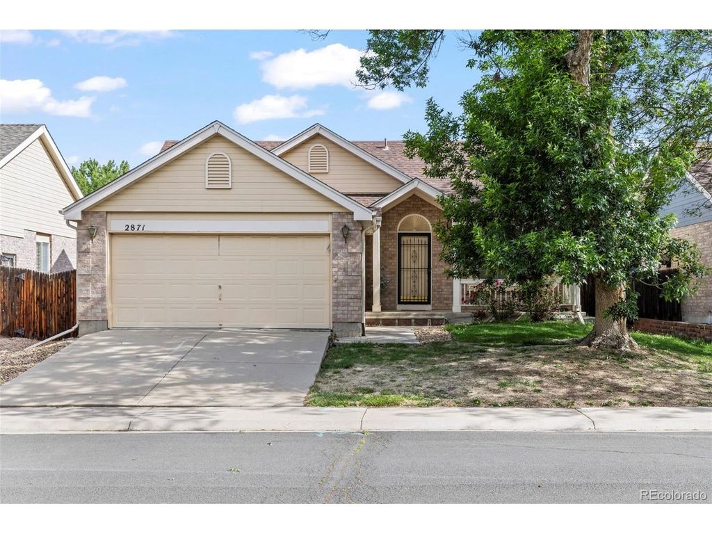 2871 Elaine Dr, Broomfield, CO 80020