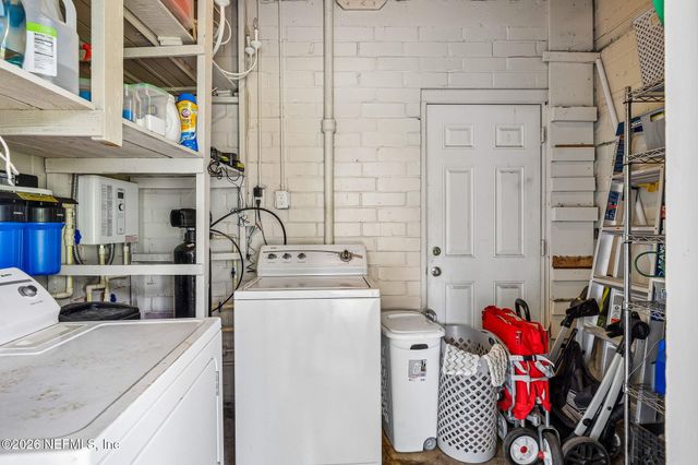 3024 YANLEE Lane, Jacksonville, FL 32223