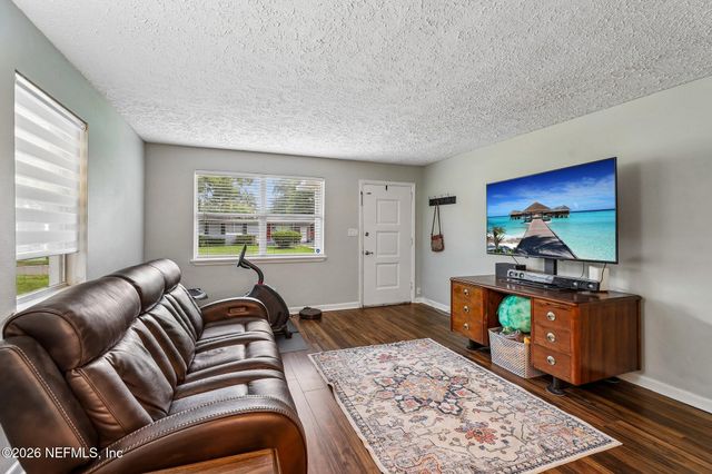 3024 YANLEE Lane, Jacksonville, FL 32223