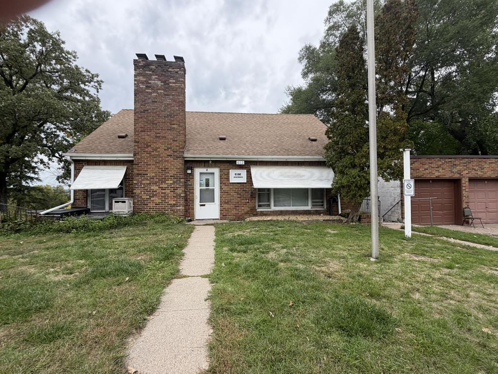 612 Stewart Avenue, South Saint Paul, MN 55075 — exterior