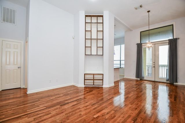2431 Dorrington Street 2431A, Houston, TX 77030