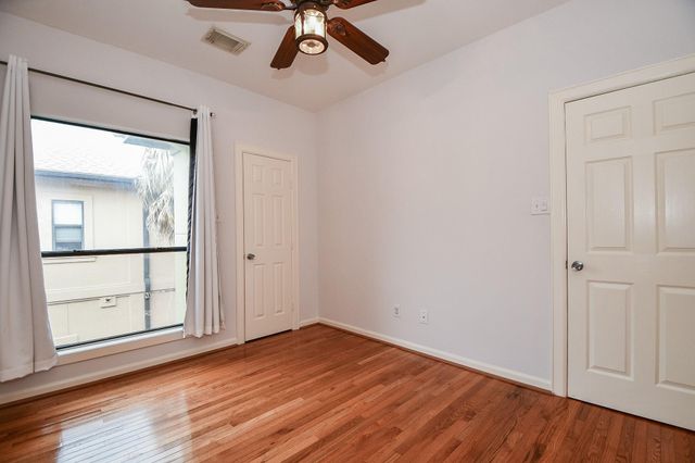 2431 Dorrington Street 2431A, Houston, TX 77030