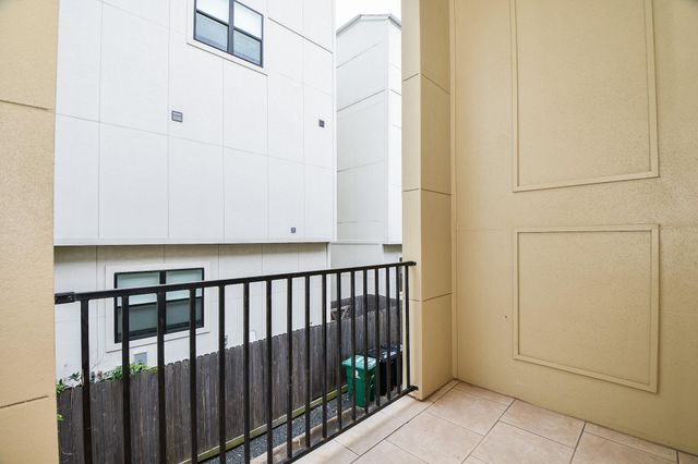 2431 Dorrington Street 2431A, Houston, TX 77030