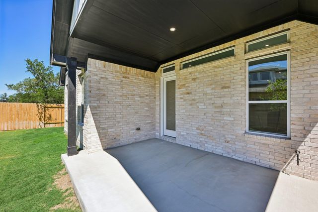 365 San Saba DR, Buda, TX 78610